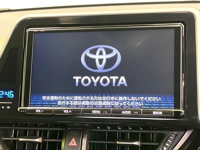 TOYOTA C-HR 2017