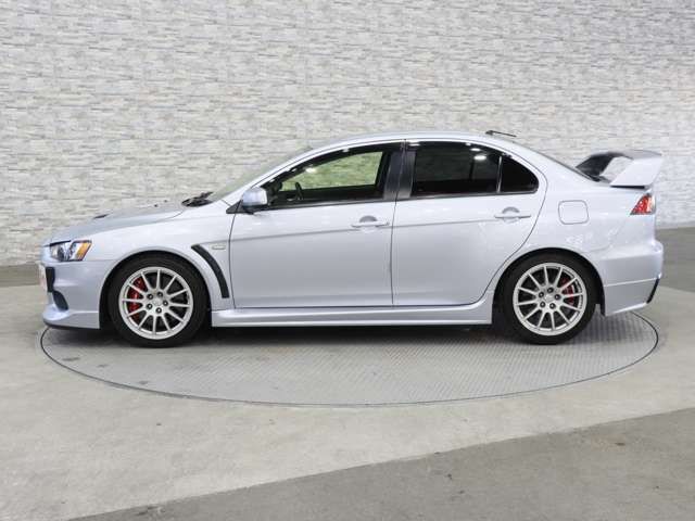MITSUBISHI LANCER  4WD 2012
