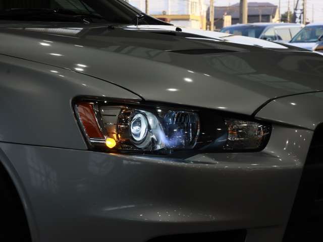 MITSUBISHI LANCER  4WD 2012