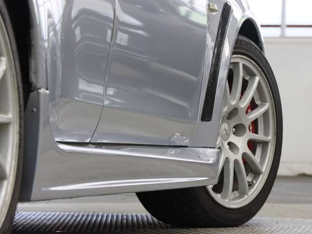 MITSUBISHI LANCER  4WD 2012