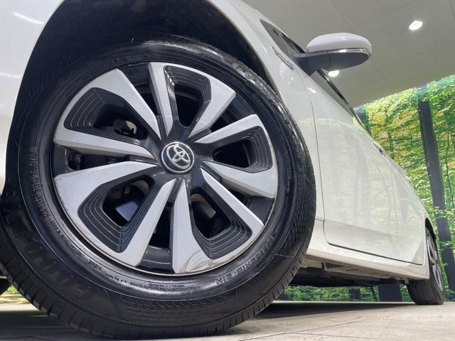 TOYOTA PRIUS PHV 2019