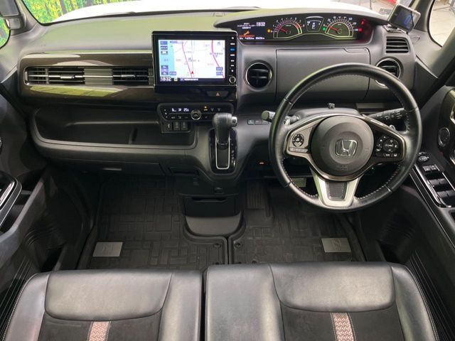 HONDA N BOX CUSTOM 2020