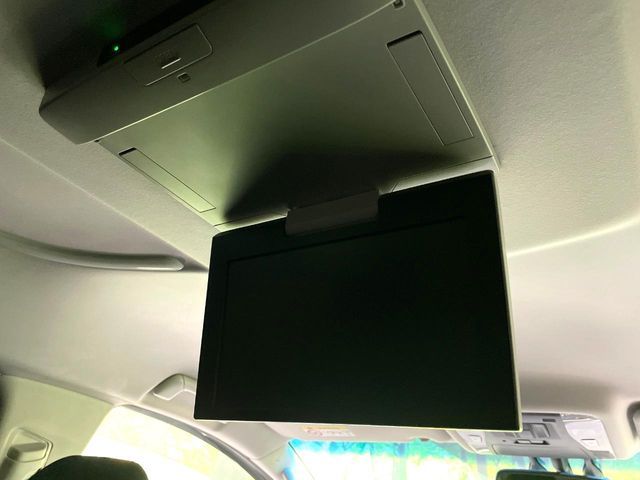 TOYOTA ALPHARD hybrid 4WD 2015