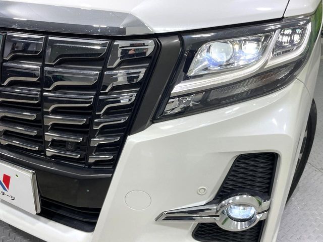 TOYOTA ALPHARD hybrid 4WD 2015