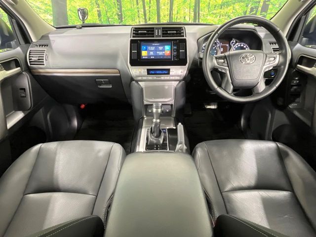 TOYOTA LANDCRUISER PRADO 2022