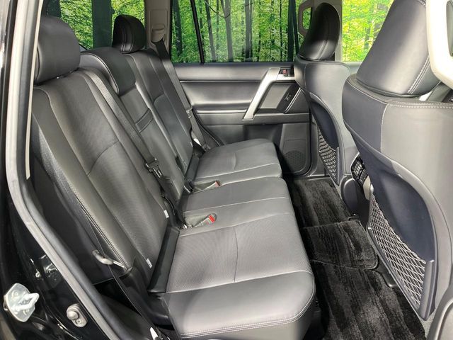 TOYOTA LANDCRUISER PRADO 2022