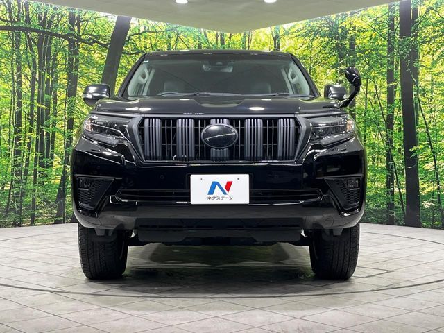 TOYOTA LANDCRUISER PRADO 2022