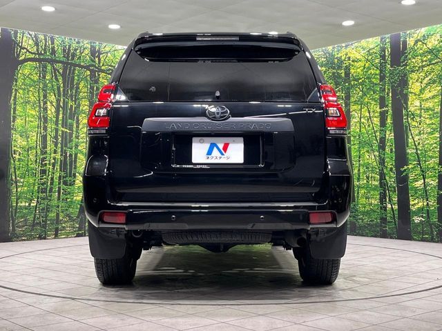 TOYOTA LANDCRUISER PRADO 2022