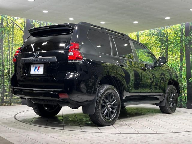TOYOTA LANDCRUISER PRADO 2022