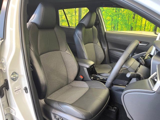 TOYOTA COROLLA CROSS HYBRID 2025