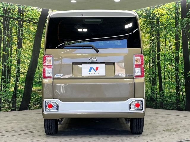 DAIHATSU WAKE 4WD 2015