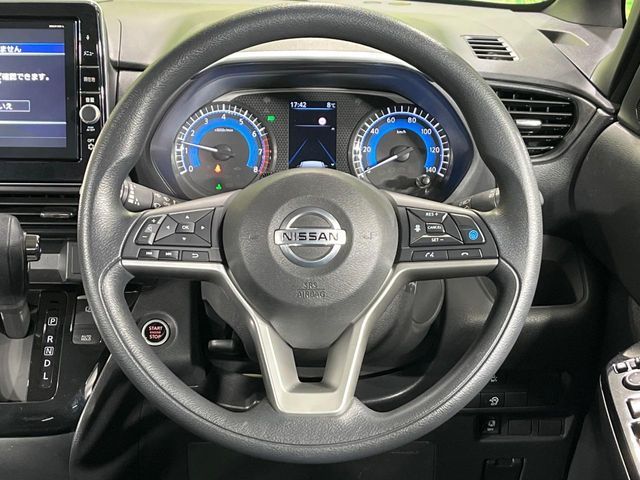 NISSAN ROOX 4WD 2020