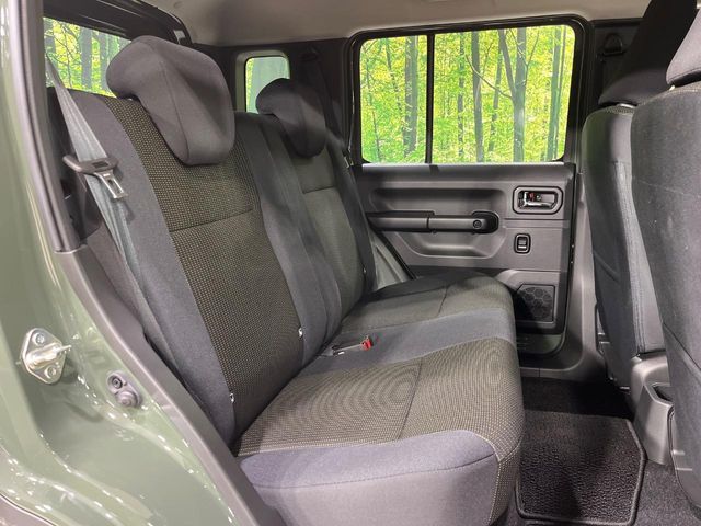 SUZUKI JIMNY NOMADE 2025