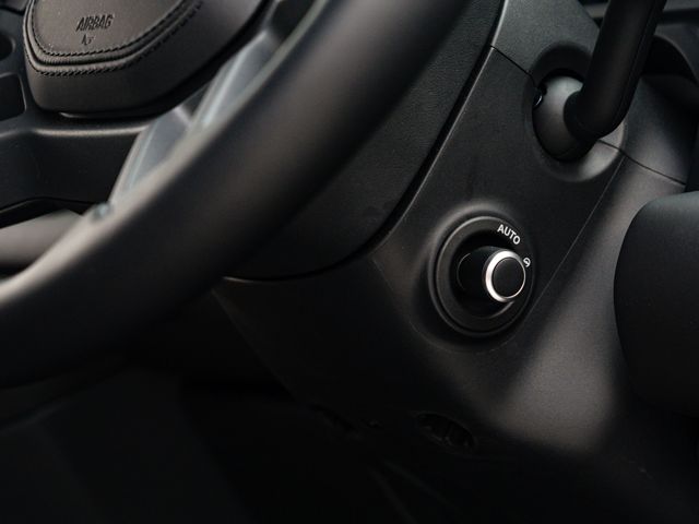 ROVER ROVER DEFENDER 2023