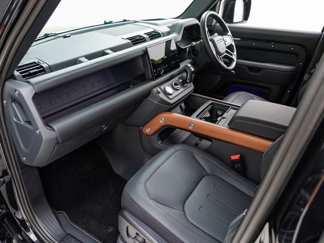 ROVER ROVER DEFENDER 2023