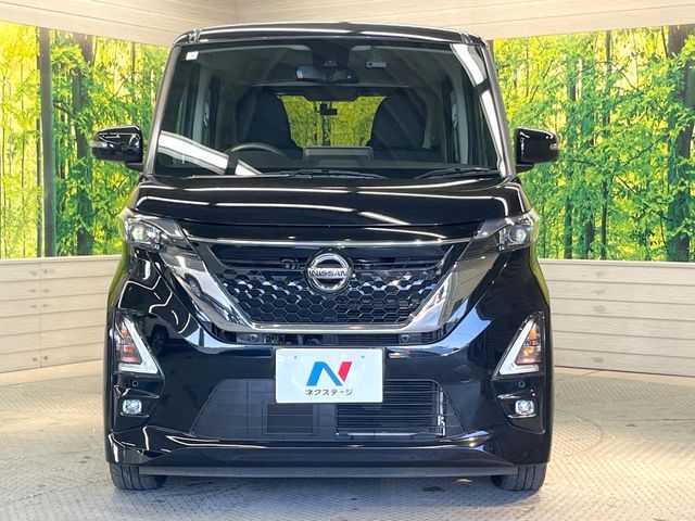 NISSAN ROOX 2021
