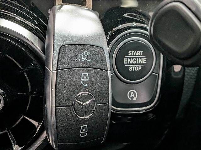 MERCEDES BENZ MERCEDES BENZ A class sedan 2020