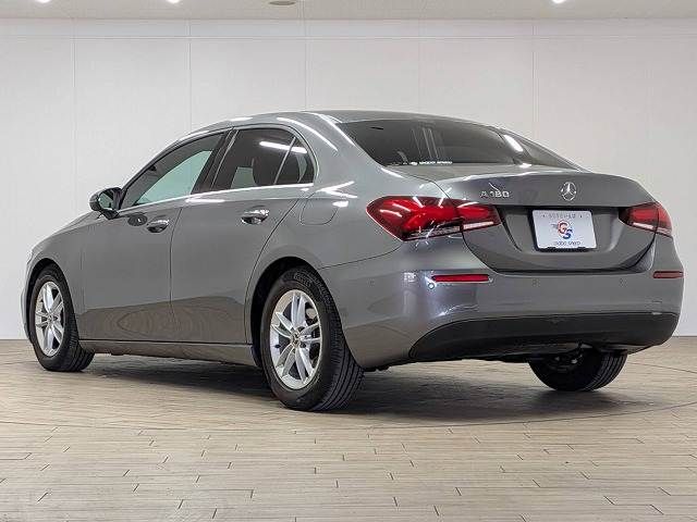 MERCEDES BENZ MERCEDES BENZ A class sedan 2020