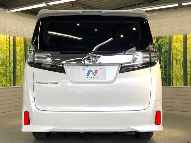 TOYOTA VELLFIRE 2015