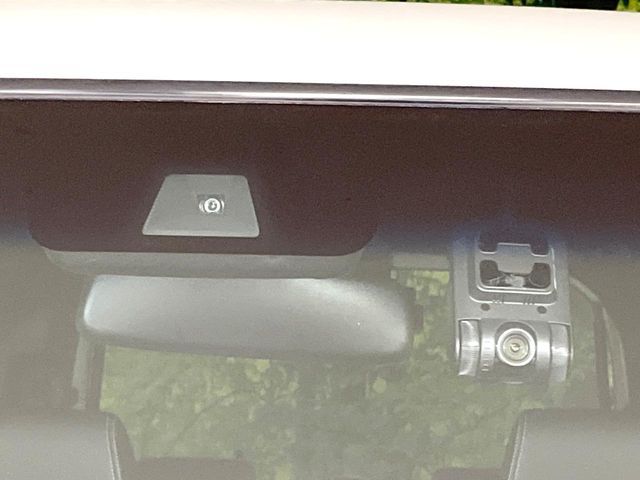 HONDA N BOX CUSTOM 2018