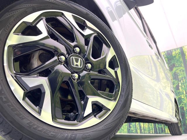 HONDA N BOX CUSTOM 2018