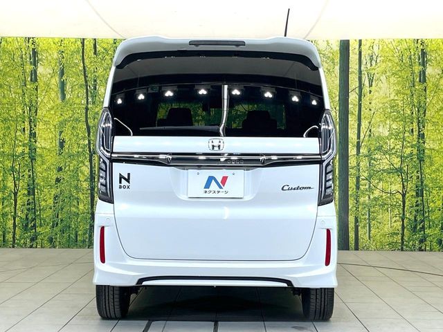 HONDA N BOX CUSTOM 2018