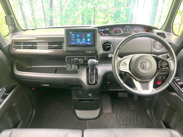 HONDA N BOX CUSTOM 2020