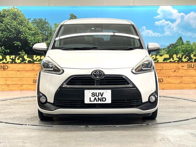 TOYOTA SIENTA 2015
