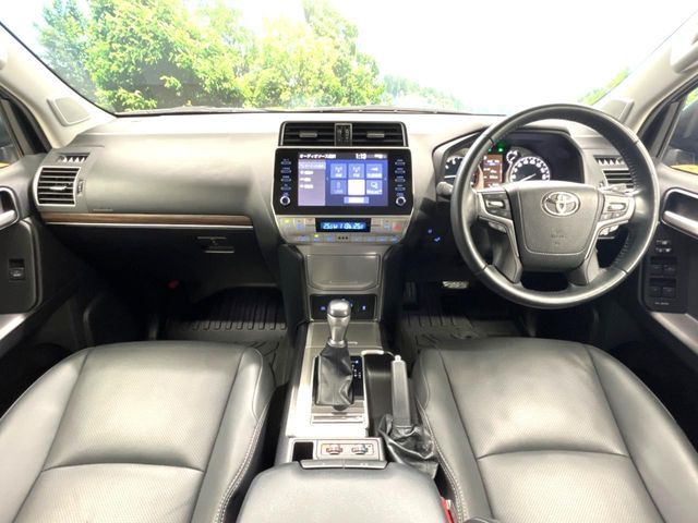 TOYOTA LANDCRUISER PRADO 2023