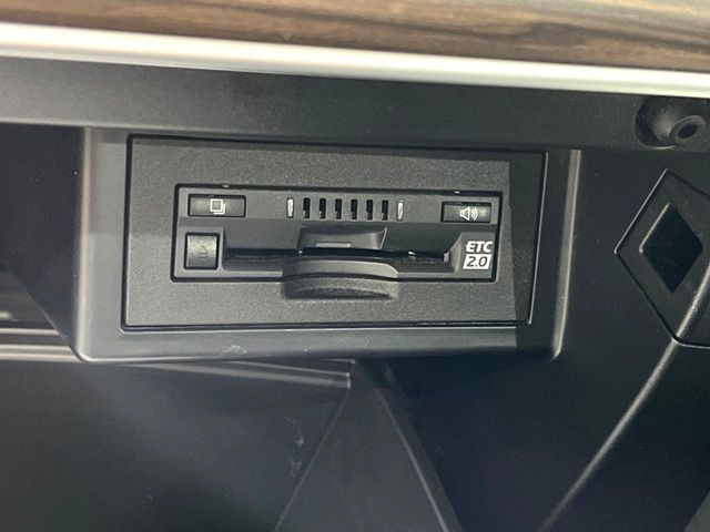 TOYOTA LANDCRUISER PRADO 2023