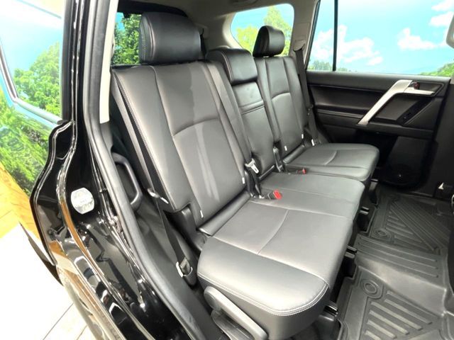 TOYOTA LANDCRUISER PRADO 2023