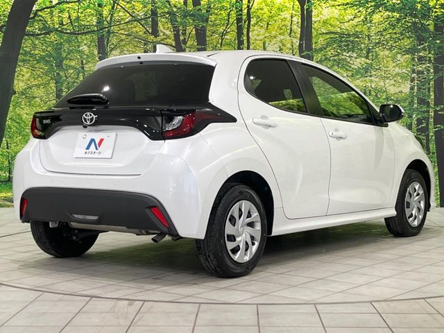 TOYOTA YARIS 2024