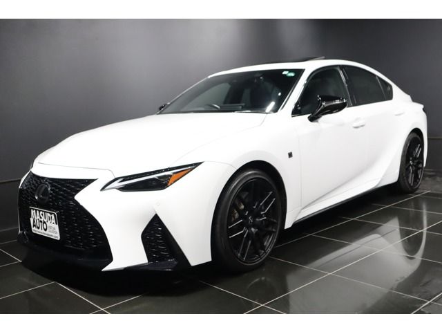 TOYOTA LEXUS IS500 2023
