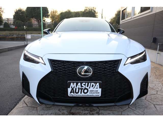 TOYOTA LEXUS IS500 2023
