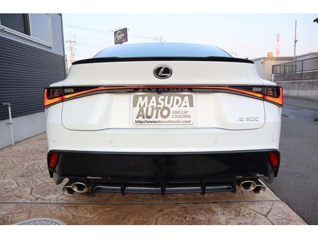 TOYOTA LEXUS IS500 2023