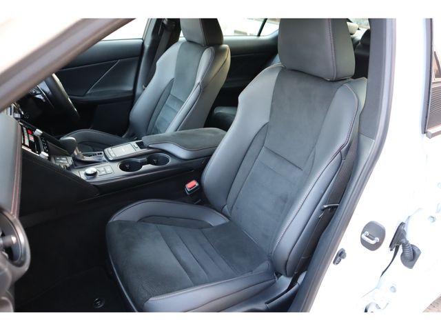 TOYOTA LEXUS IS500 2023