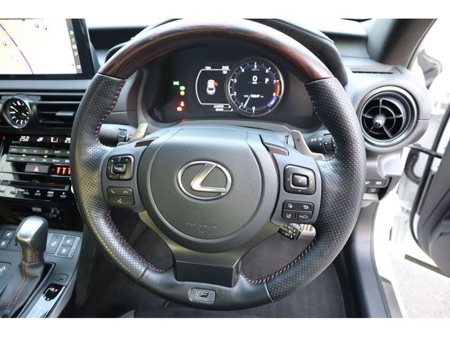 TOYOTA LEXUS IS500 2023