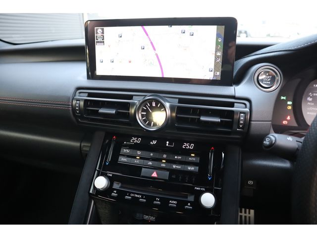 TOYOTA LEXUS IS500 2023