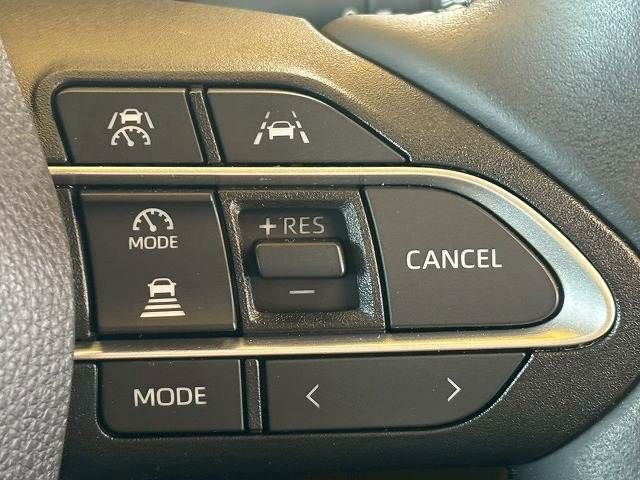 TOYOTA NOAH HYBRID 2024