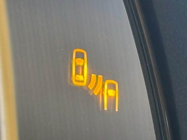 TOYOTA NOAH HYBRID 2024