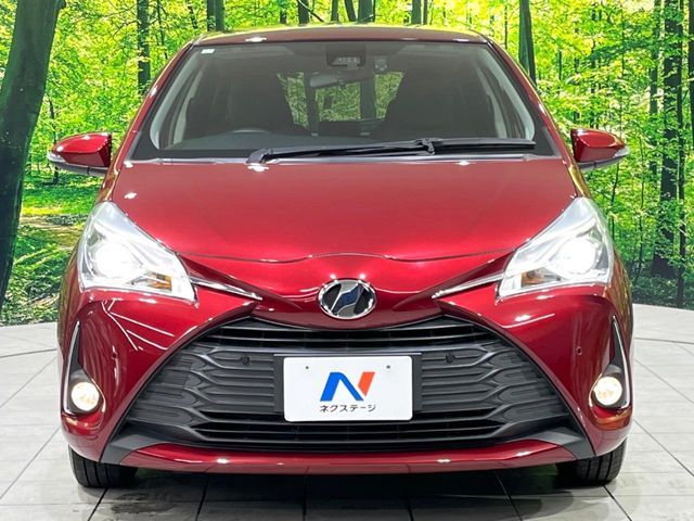 TOYOTA VITZ 2019
