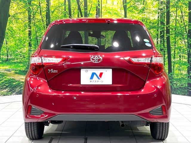 TOYOTA VITZ 2019