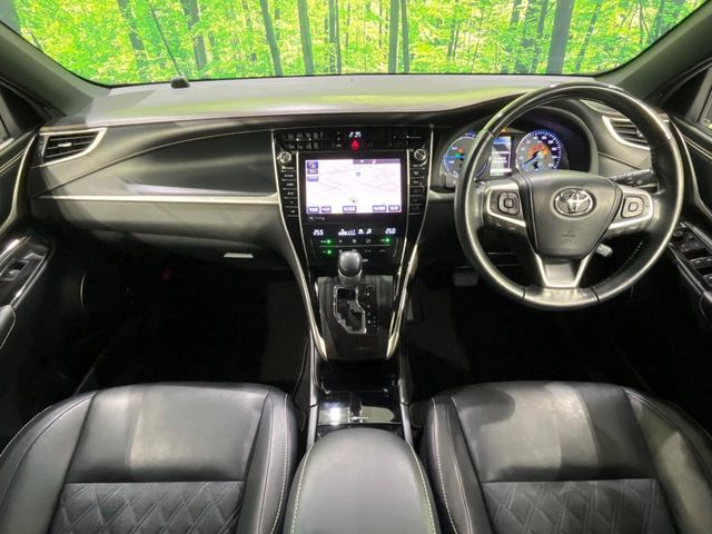 TOYOTA HARRIER HYBRID 2017