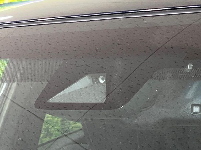 TOYOTA HARRIER HYBRID 2017