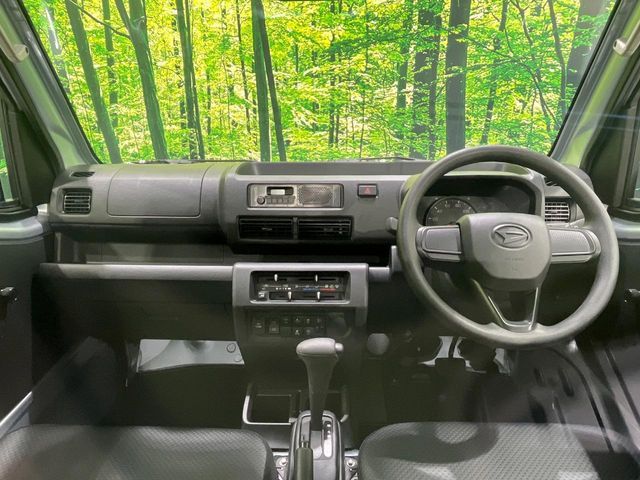 DAIHATSU HIJET truck 4WD 2025