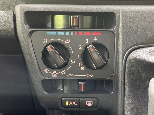 DAIHATSU HIJET CARGO 4WD 2024