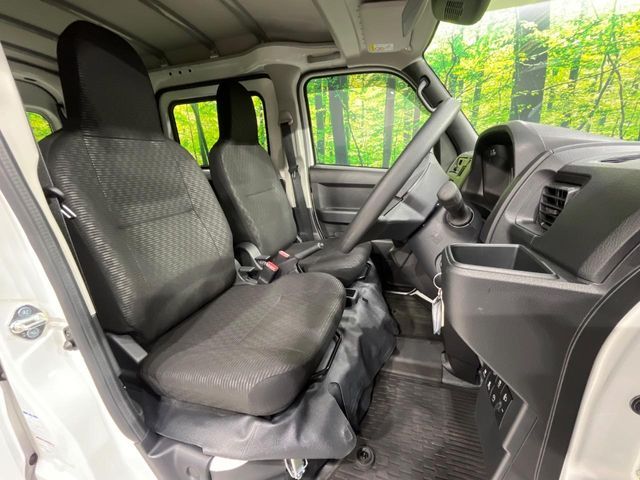 DAIHATSU HIJET CARGO 4WD 2024