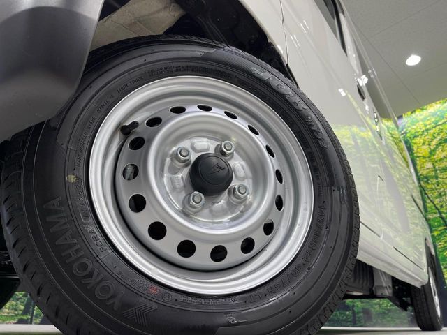 DAIHATSU HIJET CARGO 4WD 2024