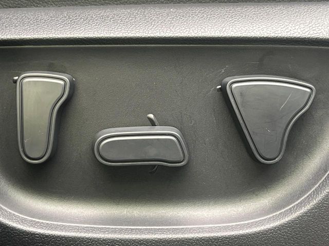 TOYOTA YARIS CROSS 2025