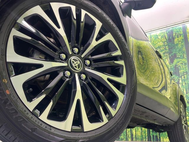 TOYOTA YARIS CROSS 2025